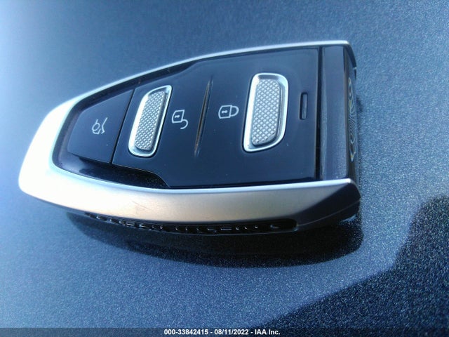 2021 Aston Martin DBX, VIN: SCFVUJAW6MTV03606