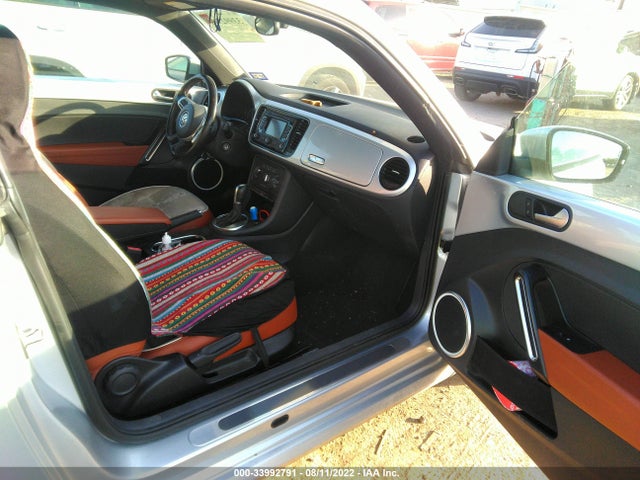 2015 Volkswagen Beetle, VIN: 3VWF17AT1FM647048