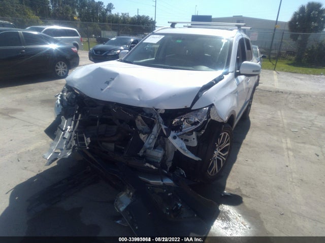 2018 Mitsubishi Outlander, VIN: JA4AD3A35JZ012056