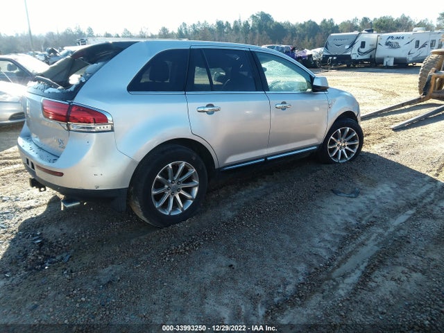 Lincoln MKX 2011 2LMDJ8JK7BBJ08467 Image 4