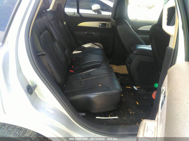 Lincoln MKX 2011 2LMDJ8JK7BBJ08467 Image 8