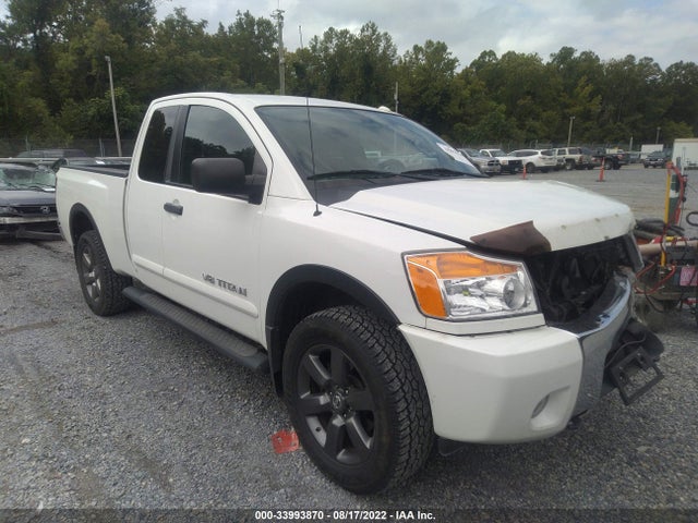 2015 Nissan Titan, VIN: 1N6BA0CC4FN509559