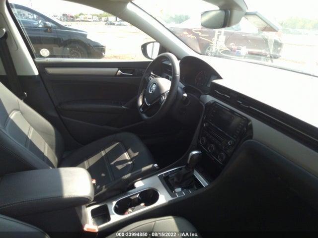 2022 Volkswagen Passat, VIN: 1VWSA7A35NC001641