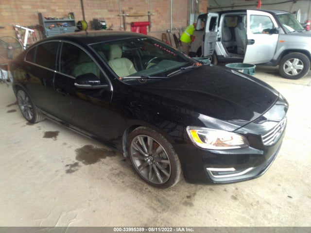 2015 Volvo S60, VIN: YV140MFBXF2300010