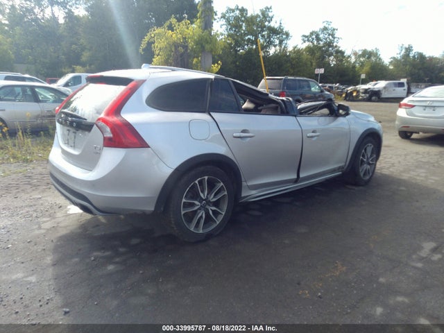 2018 Volvo V60, VIN: YV440MWK2J2054579