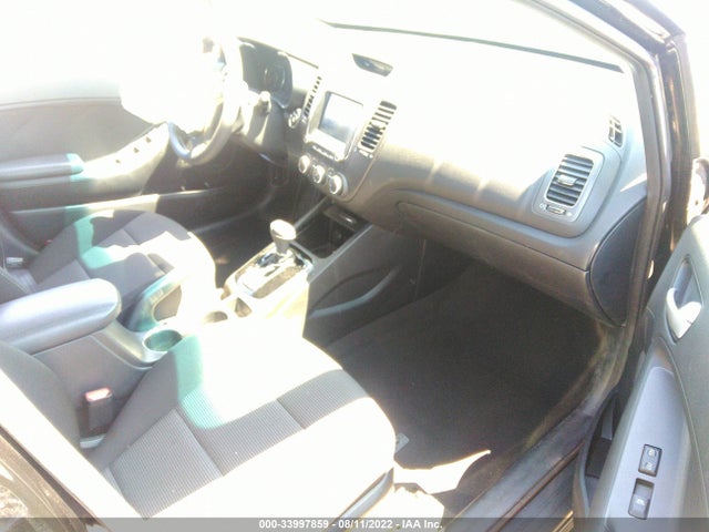 2017 Kia Forte, VIN: KNAFK5A83H5680672