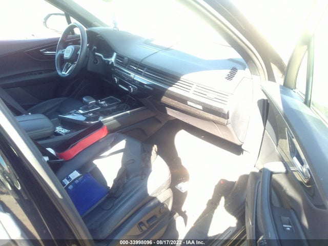 WA1VAAF7XKD038306 Audi Q7 Prestige