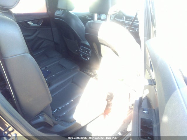 WA1VAAF7XKD038306 Audi Q7 Prestige