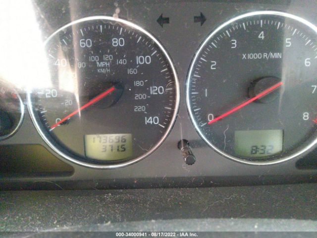 YV1VW27584F034170 Volvo V40
