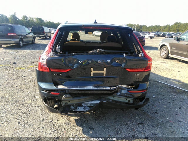 2019 Volvo XC60, VIN: LYV102RK0KB308327