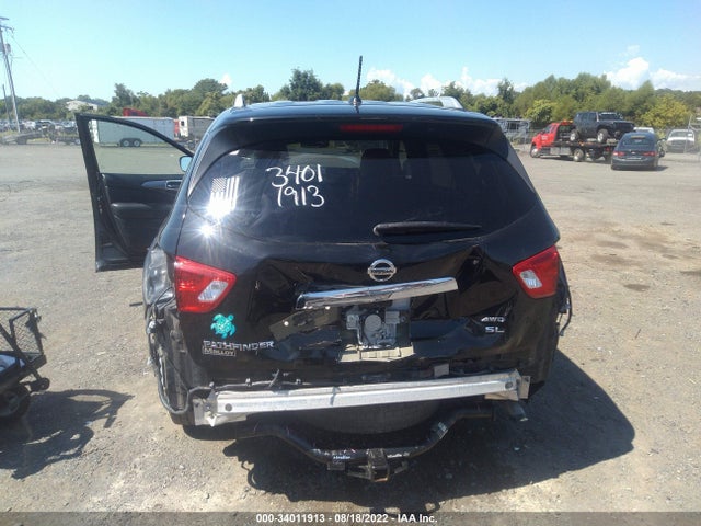 2018 NISSAN PATHFINDER SL VIN: 5N1DR2MM1JC656428