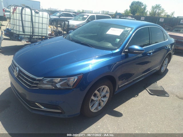 2017 Volkswagen Passat, VIN: 1VWAT7A36HC053323