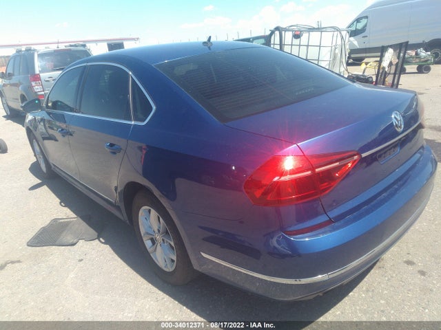 2017 Volkswagen Passat, VIN: 1VWAT7A36HC053323