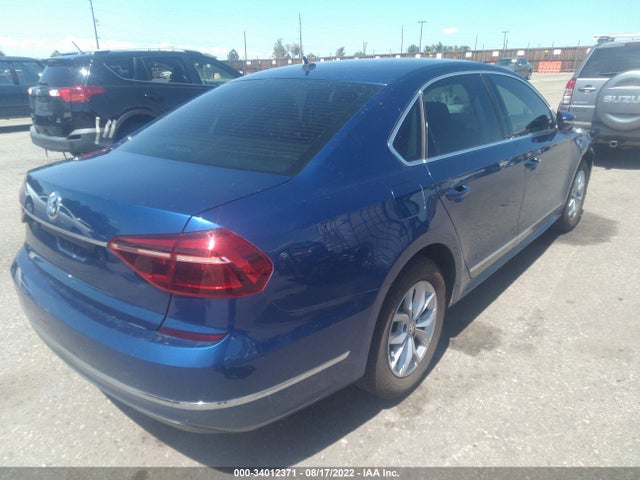 2017 Volkswagen Passat, VIN: 1VWAT7A36HC053323