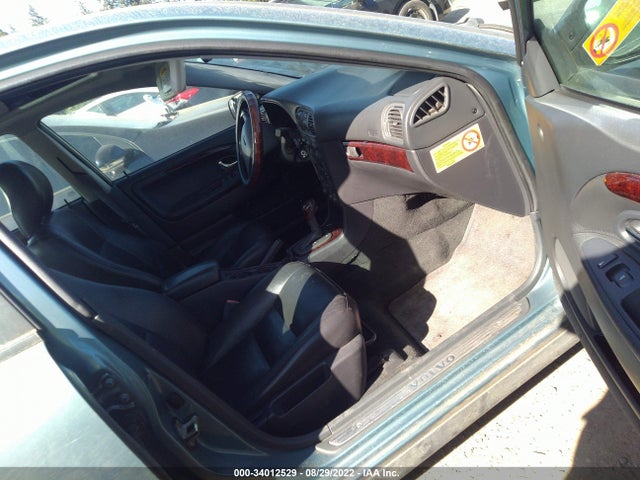 YV1VS29502F803038 Volvo S40