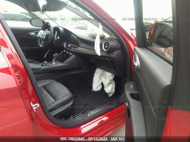 2017 Alfa Romeo Giulia, VIN: ZARFAEDNXH7534738