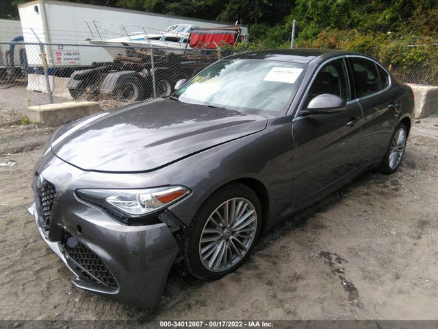 2017 Alfa Romeo Giulia, VIN: ZARFAEEN7H7550328