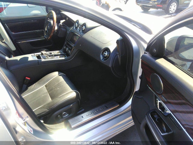 2017 Jaguar XJ, VIN: SAJWA1C71H8W12552