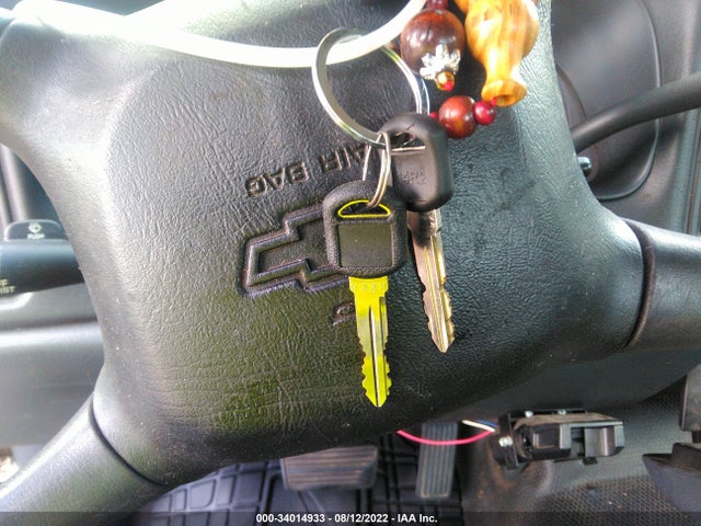 2000 CHEVROLET SILVERADO 1500 VIN: 1GCEC19TXYE352355