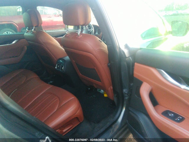 ZN661XUA8JX275075 Maserati Levante