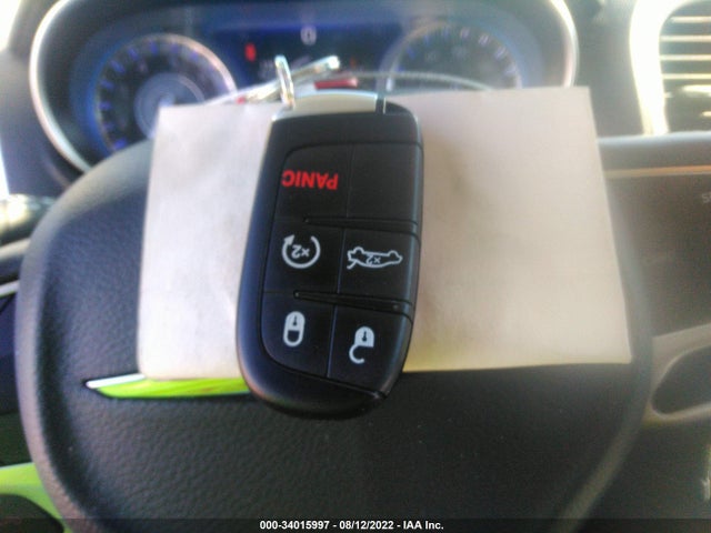 2022 Chrysler 300, VIN: 2C3CCADG3NH131593