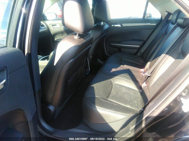 2022 Chrysler 300, VIN: 2C3CCADG3NH131593