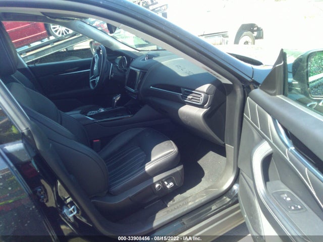 2021 Maserati Levante, VIN: ZN661YUA2MX363100