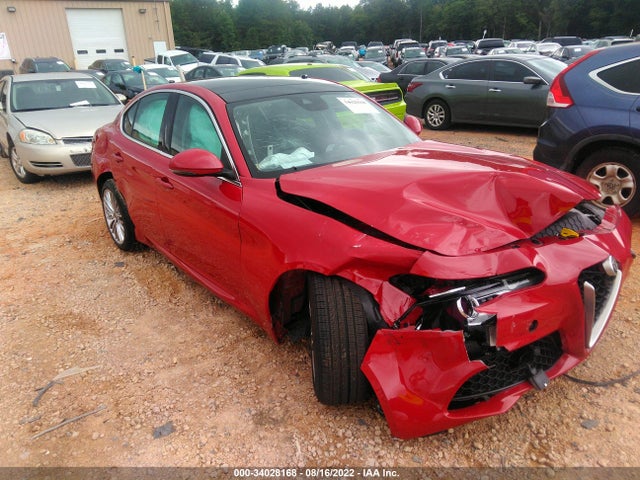2017 Alfa Romeo Giulia, VIN: ZARFAEEN2H7555758