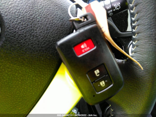 2016 Toyota Prius, VIN: JTDKDTB35G1119415