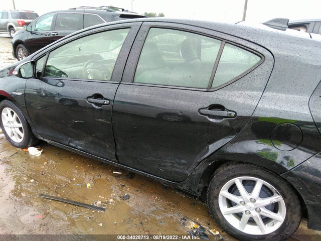 2016 Toyota Prius, VIN: JTDKDTB35G1119415