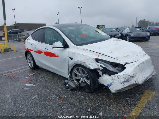 2021 TESLA MODEL Y LONG RANGE DUAL MOTOR ALL-WHEEL DRIVE VIN: 5YJYGDEE0MF082488