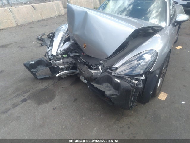 2018 Porsche 718, VIN: WP0AA2A88JK262050