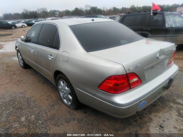 Lexus LS 430 2002 JTHBN30F520055576 Image 4