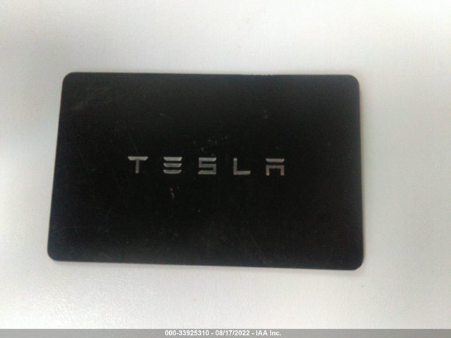 2022 Tesla Model S, VIN: 5YJSA1E69NF460940