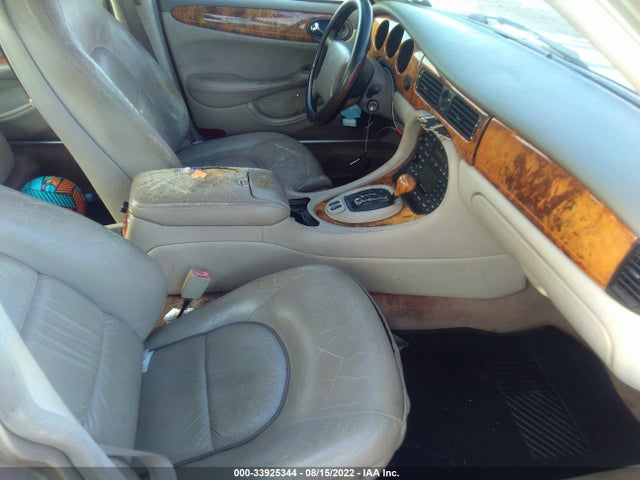 SAJDA24C22LF47050 Jaguar XJ