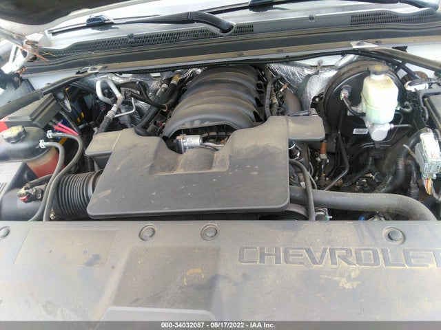 2016 Chevrolet Suburban, VIN: 1GNSCJKC0GR262756