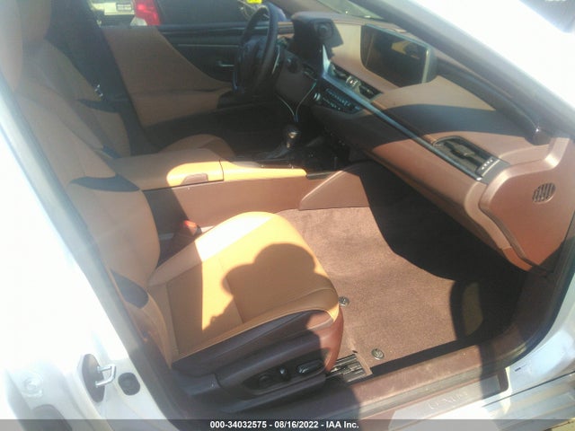 2021 Lexus ES, VIN: 58AD11D10MU001854