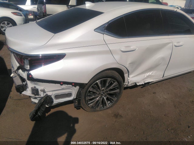 2021 Lexus ES, VIN: 58AD11D10MU001854
