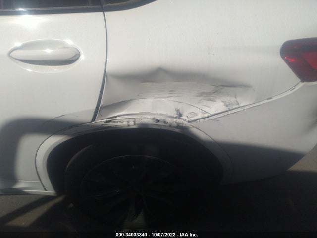 2021 BMW X4, VIN: 5UX2V5C05M9E19869
