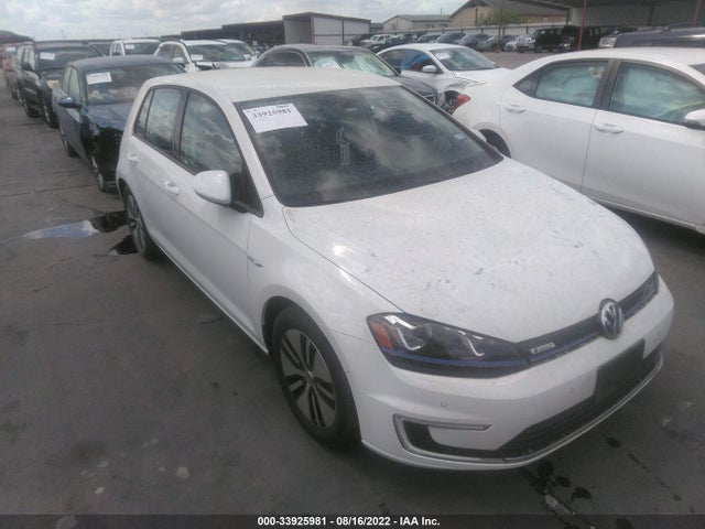 2016 Volkswagen Golf, VIN: WVWPP7AU8GW916856