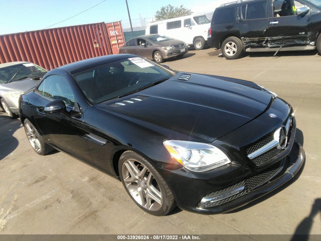 2015 Mercedes-Benz SLK-Class, VIN: WDDPK4HA4FF104483