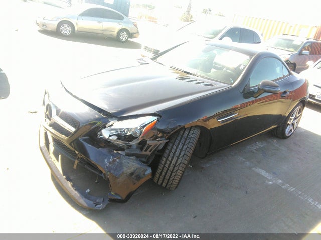 2015 Mercedes-Benz SLK-Class, VIN: WDDPK4HA4FF104483