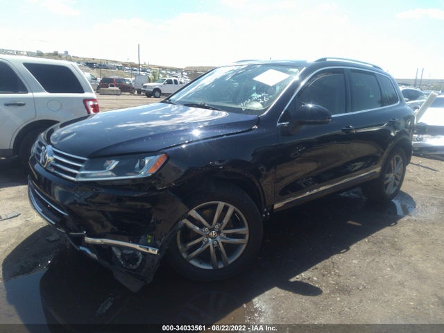 2016 Volkswagen Touareg, VIN: WVGEF9BP5GD012128