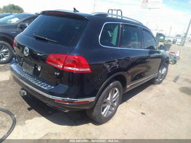 2016 Volkswagen Touareg, VIN: WVGEF9BP5GD012128