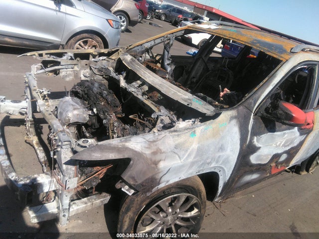 1C4PJLLB6MD235849 Jeep Cherokee Latitude Plus Fwd