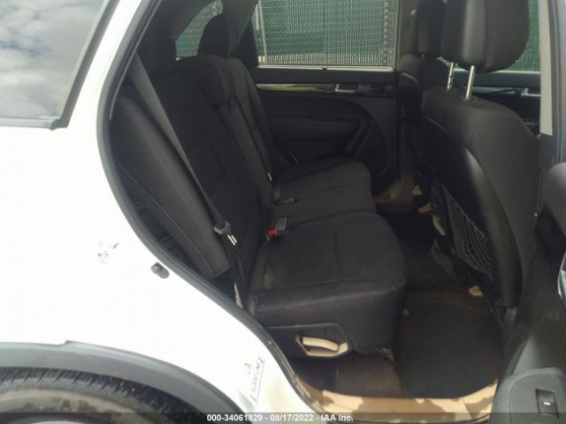 5XYKT3A69EG528819 KIA SORENTO LX