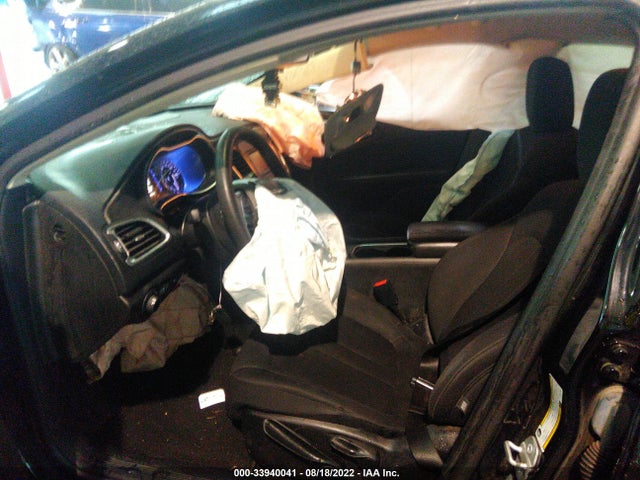 Chrysler 200 Limited 2015 1C3CCCAB0FN737897 Image 5