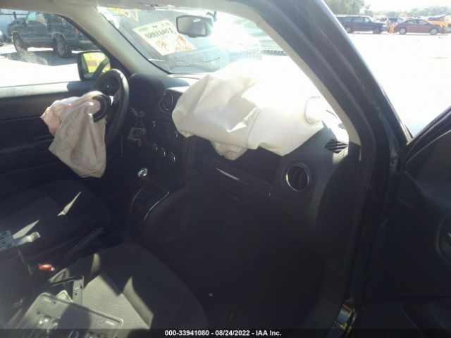 1C4NJPBB2GD806368 Jeep Patriot Sport