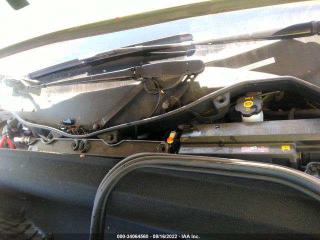 2016 Tesla Model X, VIN: 5YJXCBE2XGF019534