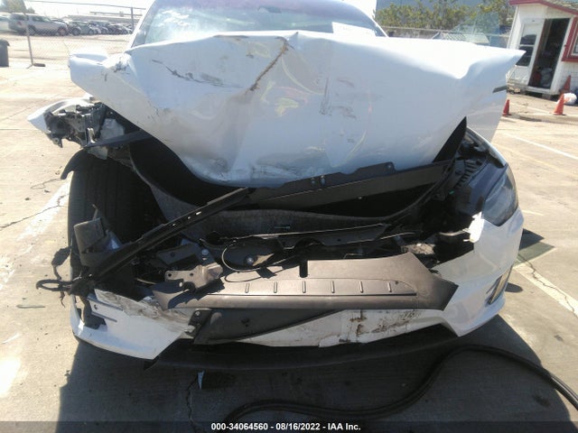2016 Tesla Model X, VIN: 5YJXCBE2XGF019534